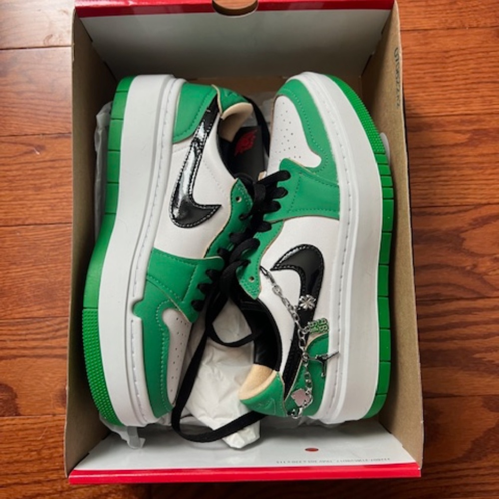 Wmns Air Jordan 1 Elevate Low SE 'Lucky Green' 7.5